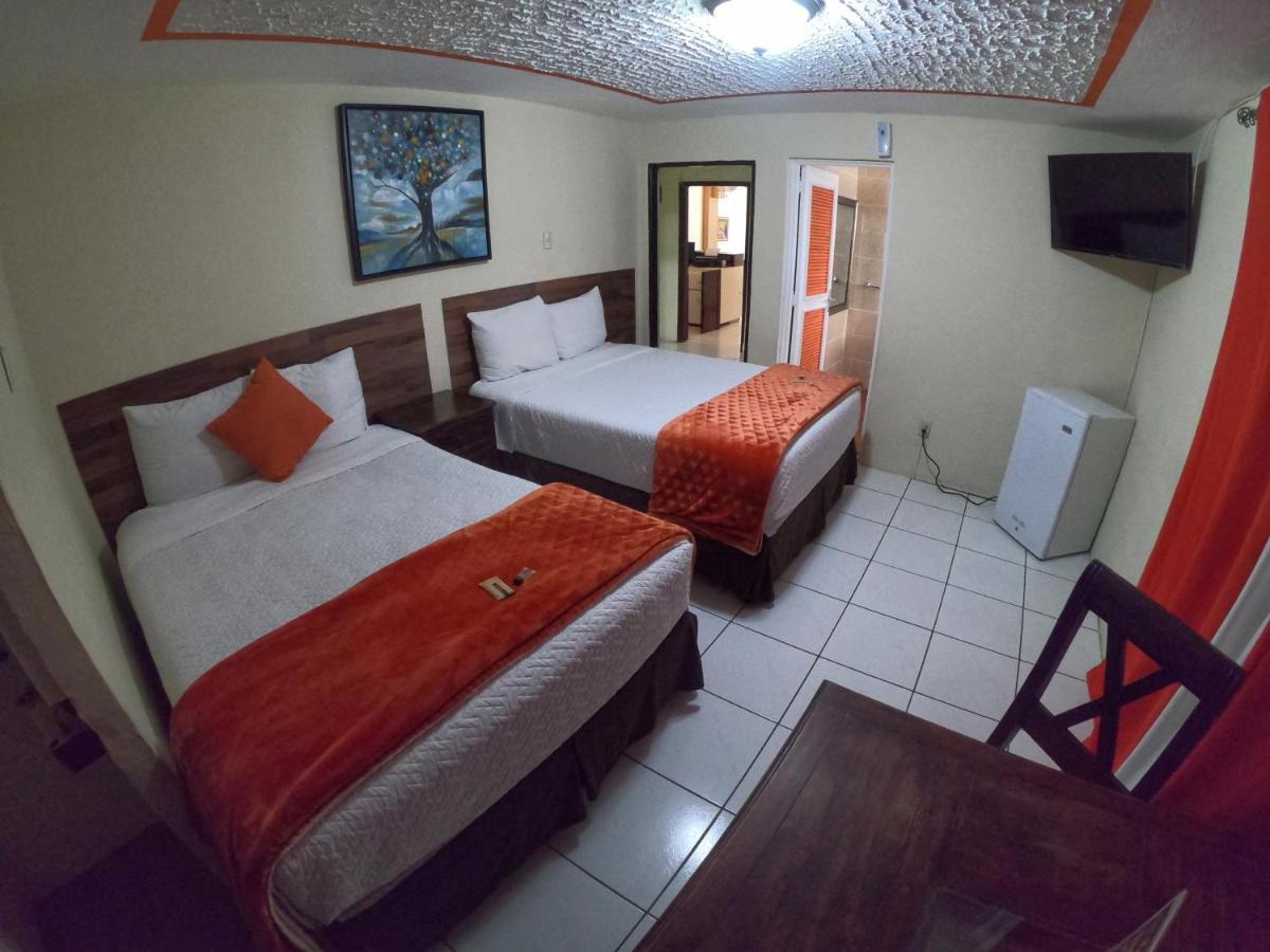 Hotel Don Felipe Guatemala City ภายนอก รูปภาพ